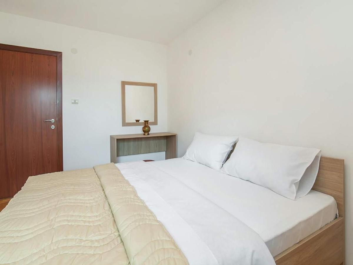 Perfekt Kamenovo Apartment Budva