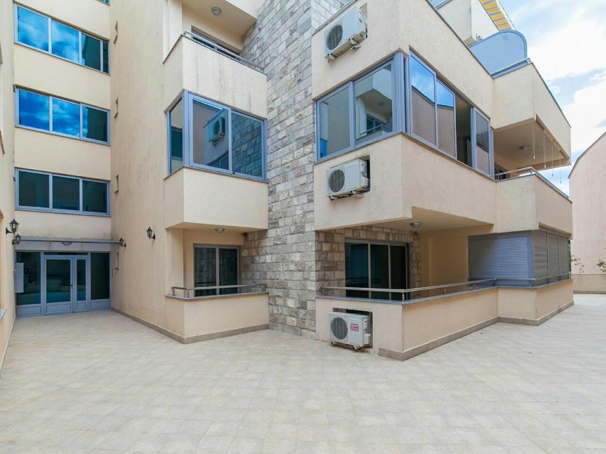 Perfekt Kamenovo Budva